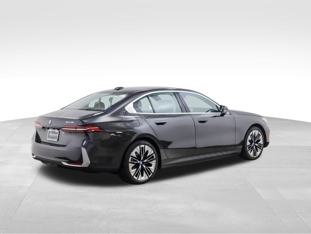 2024 BMW i5 eDrive40 4