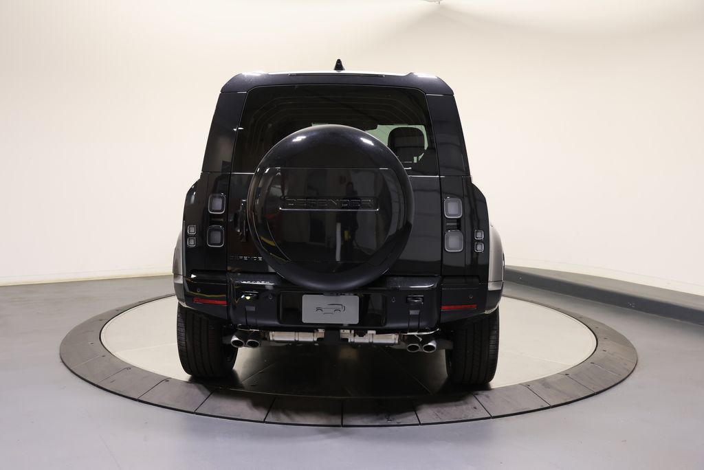 Thumbnail: 2026 Land Rover Defender - 4