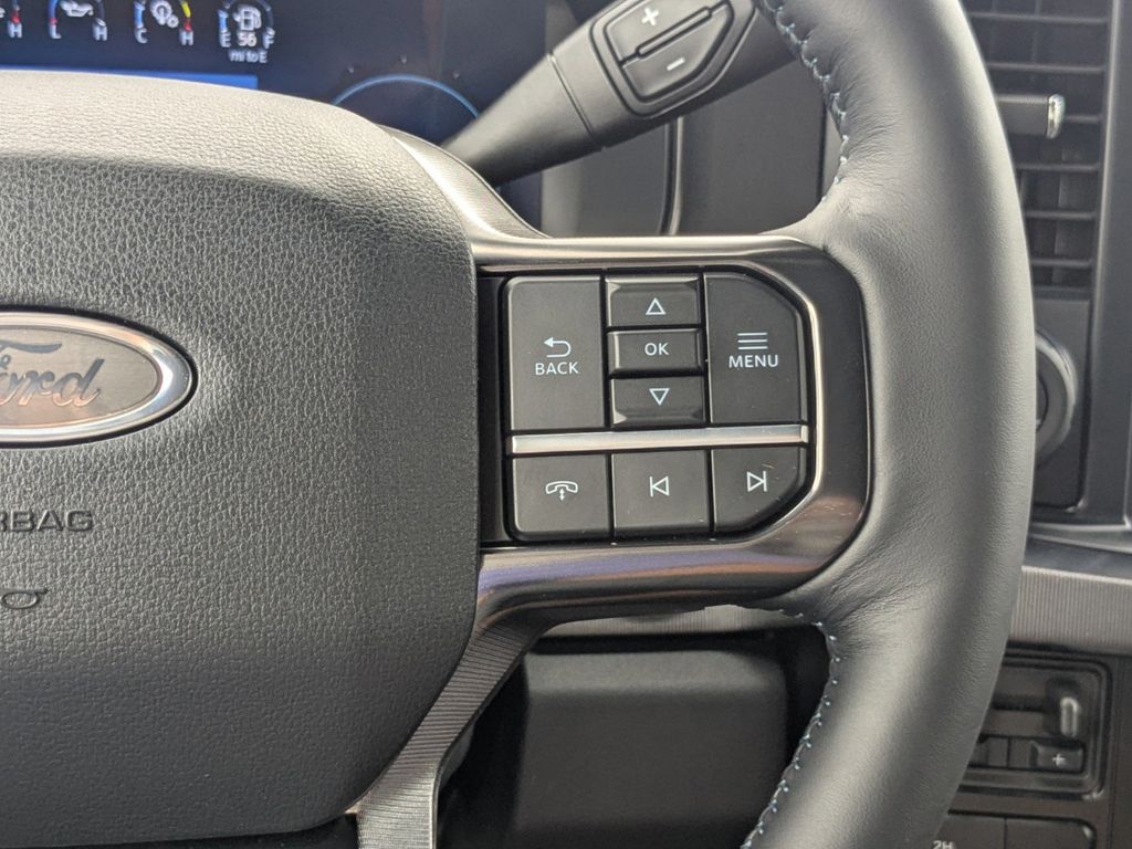 2025 Ford F-250 Super Duty Platinum