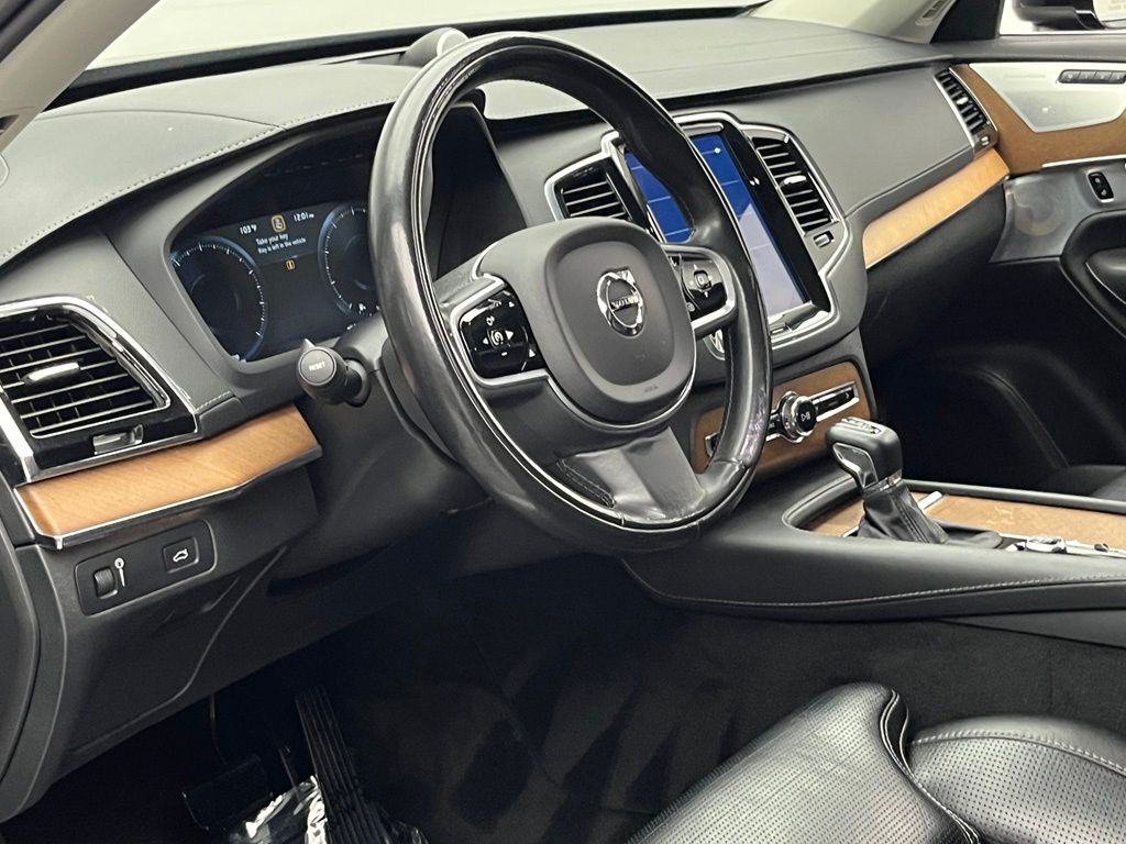 Thumbnail: 2018 Volvo XC90 - 10