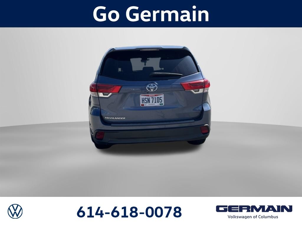 Used 2019 Blue Toyota LE image 6