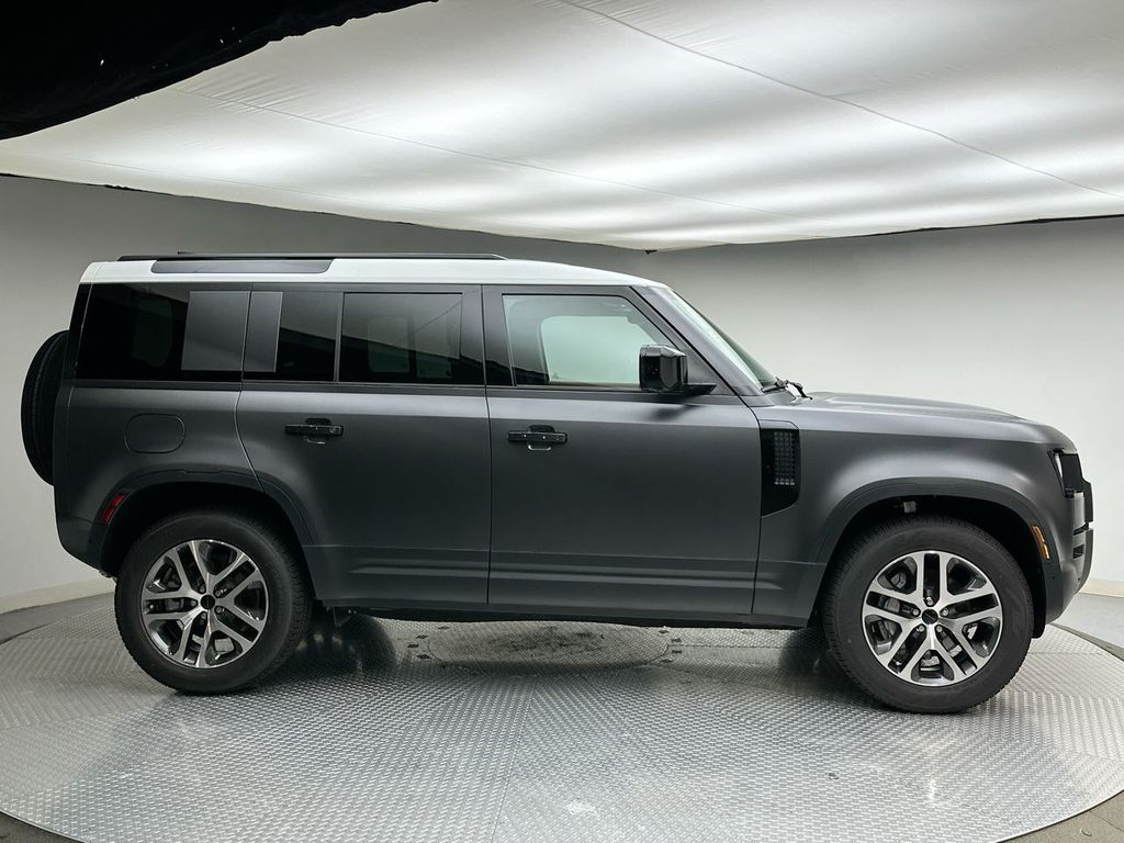 Thumbnail: 2026 Land Rover Defender - 4