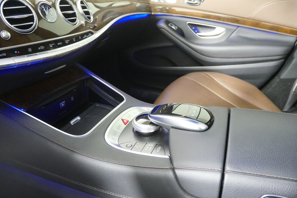 Thumbnail: 2017 Mercedes-Benz S-Class - 21