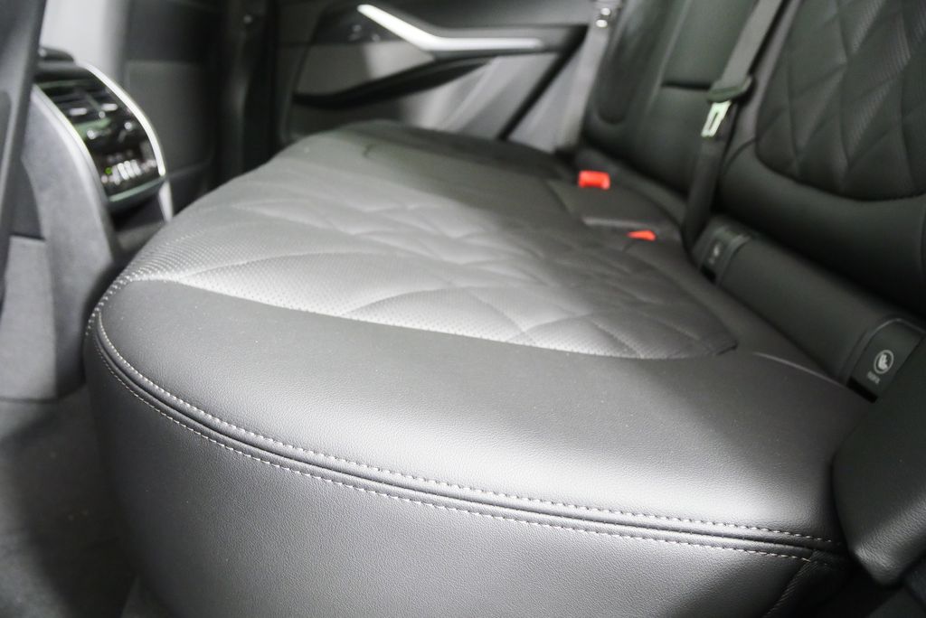 Thumbnail: 2026 BMW X5 - 14