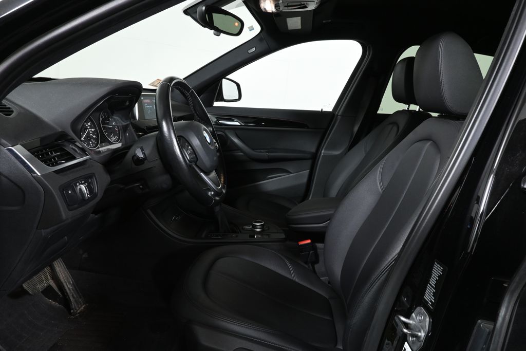 Thumbnail: 2018 BMW X1 - 3