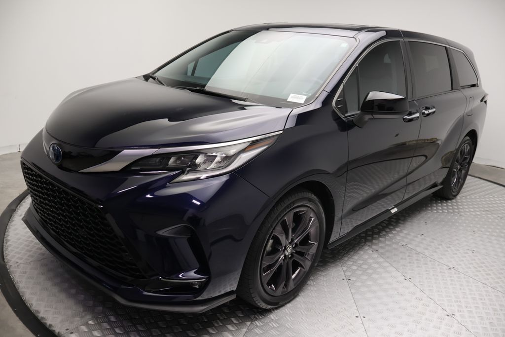 Thumbnail: 2024 Toyota Sienna - 2