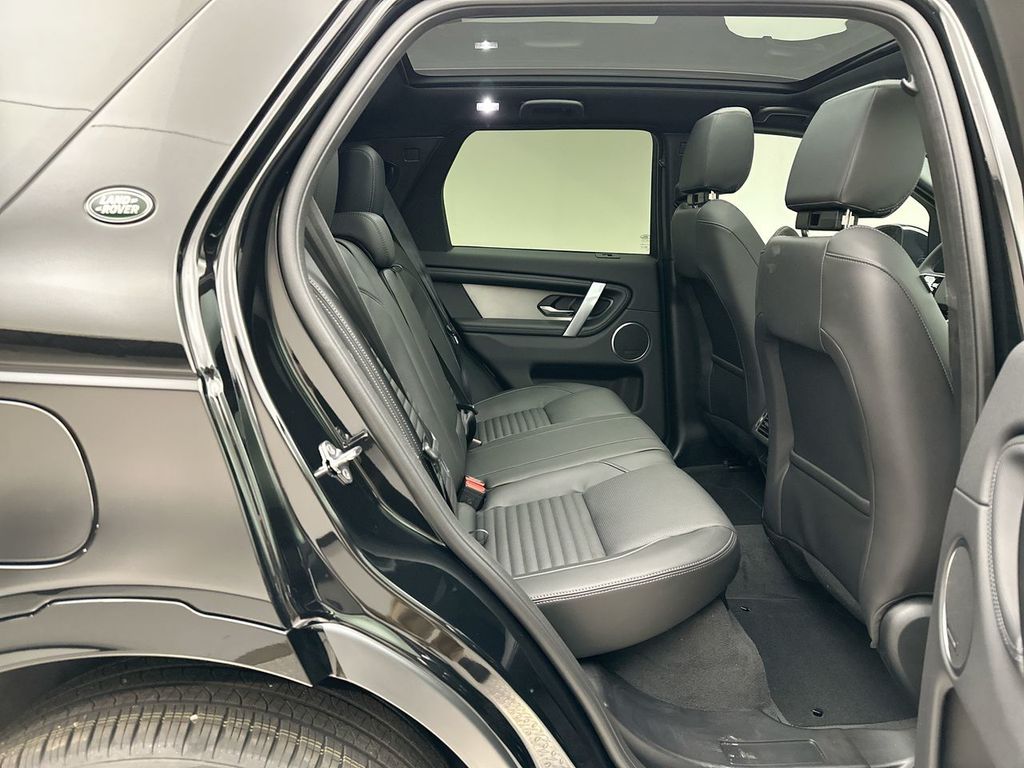 Thumbnail: 2026 Land Rover Discovery Sport - 15