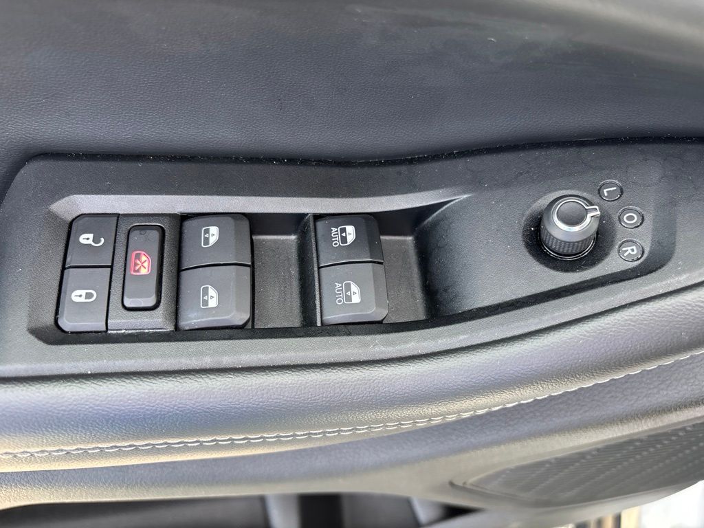 Used 2024 Jeep Grand Cherokee SUV