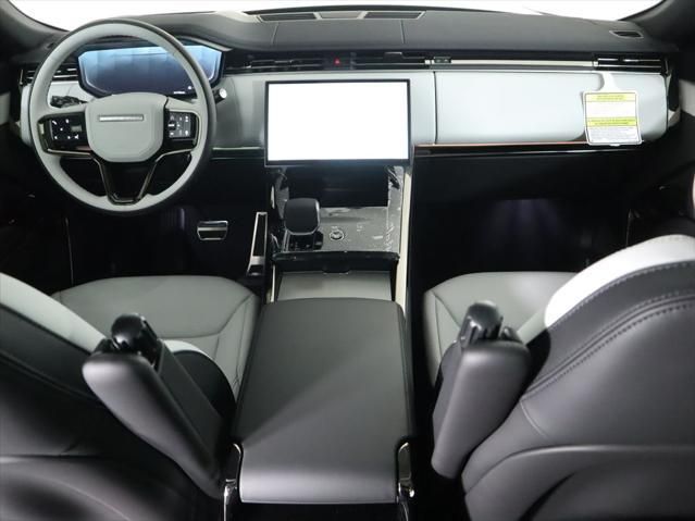 Thumbnail: 2026 Land Rover Range Rover Sport - 13