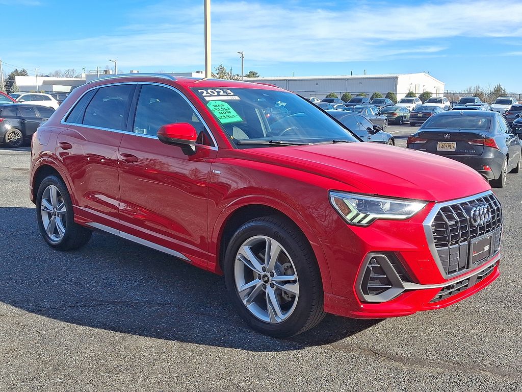 Thumbnail: 2023 Audi Q3 - 3