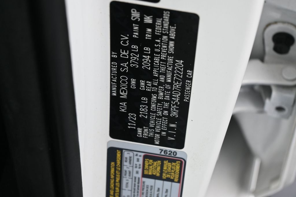 Used 2024 Snow White Pearl Kia GT-Line image 19