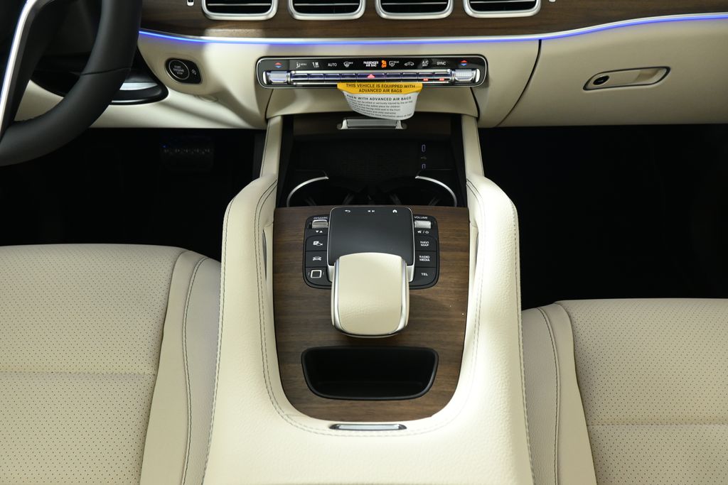 Thumbnail: 2026 Mercedes-Benz GLE - 19