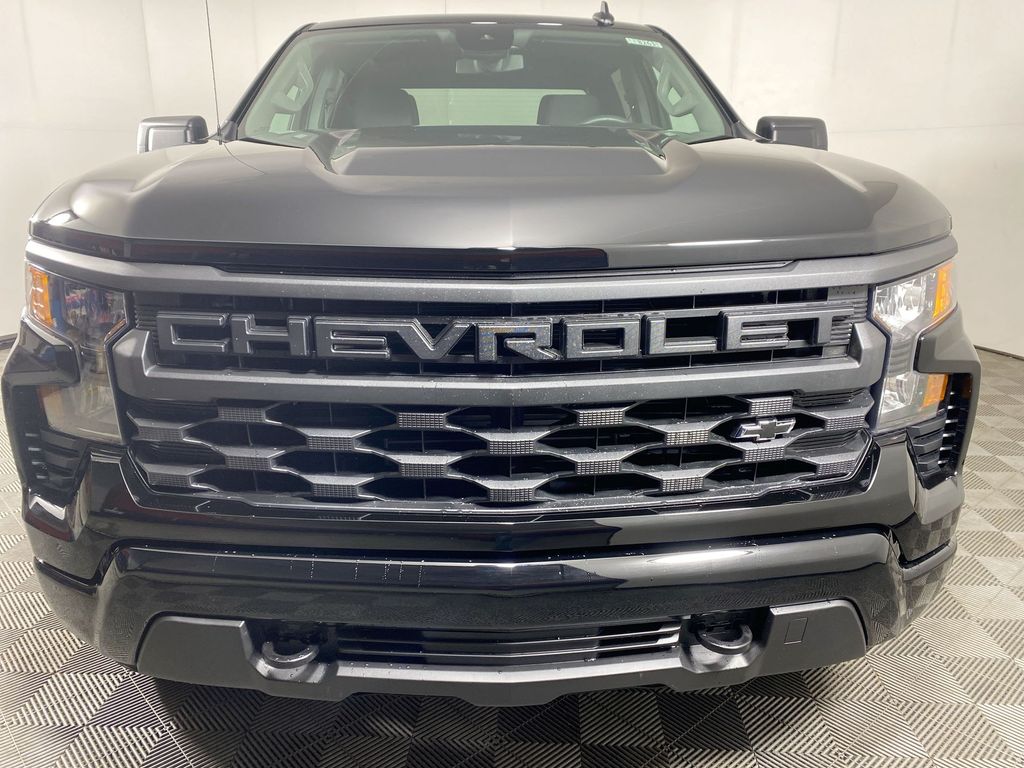 2024 Chevrolet Silverado 1500 Custom 30