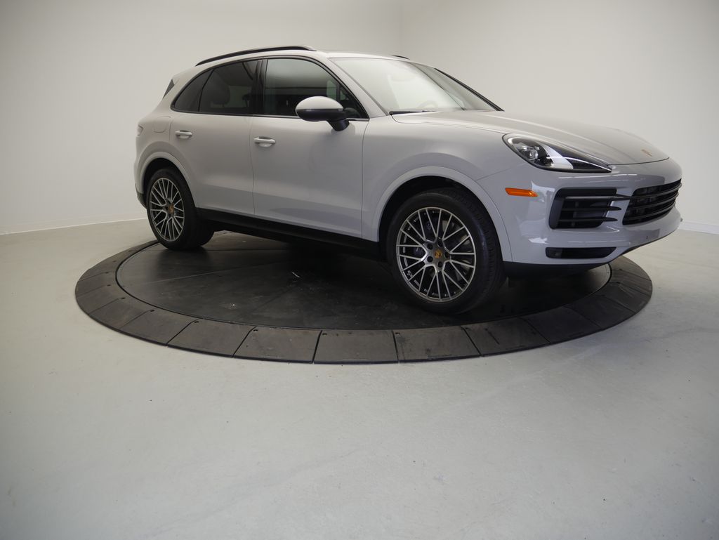 Thumbnail: 2023 Porsche Cayenne - 9