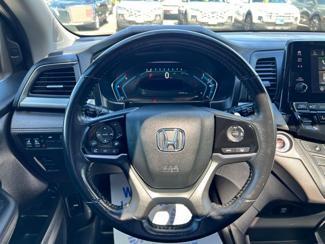 Used 2019 Crystal Black Pearl Honda EX-L image 10