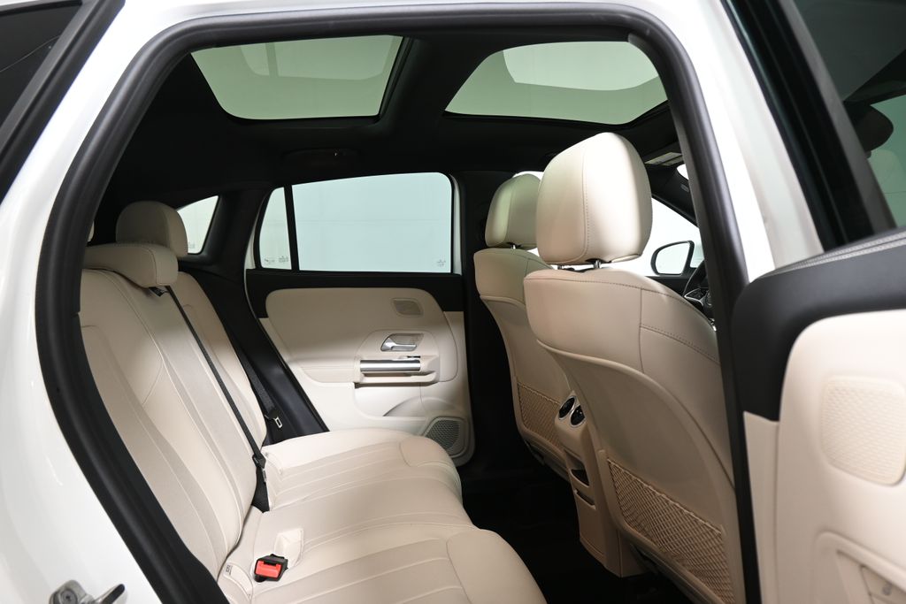 Thumbnail: 2026 Mercedes-Benz GLA - 25