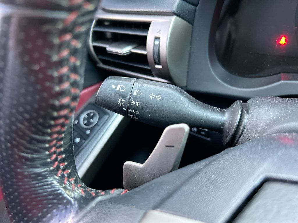 Thumbnail: 2016 Lexus IS - 21