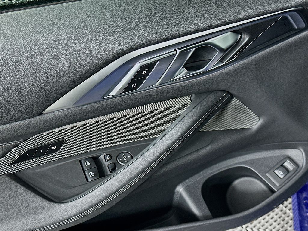 2025 BMW 4 Series M440i 19
