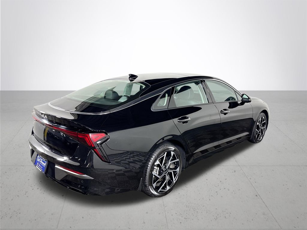 2025 Kia K5 EX