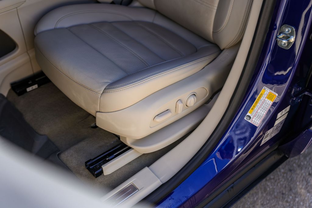 Used Car 2023 Gmc Acadia  Denali For Sale Under $35,000 In Austin, Texas