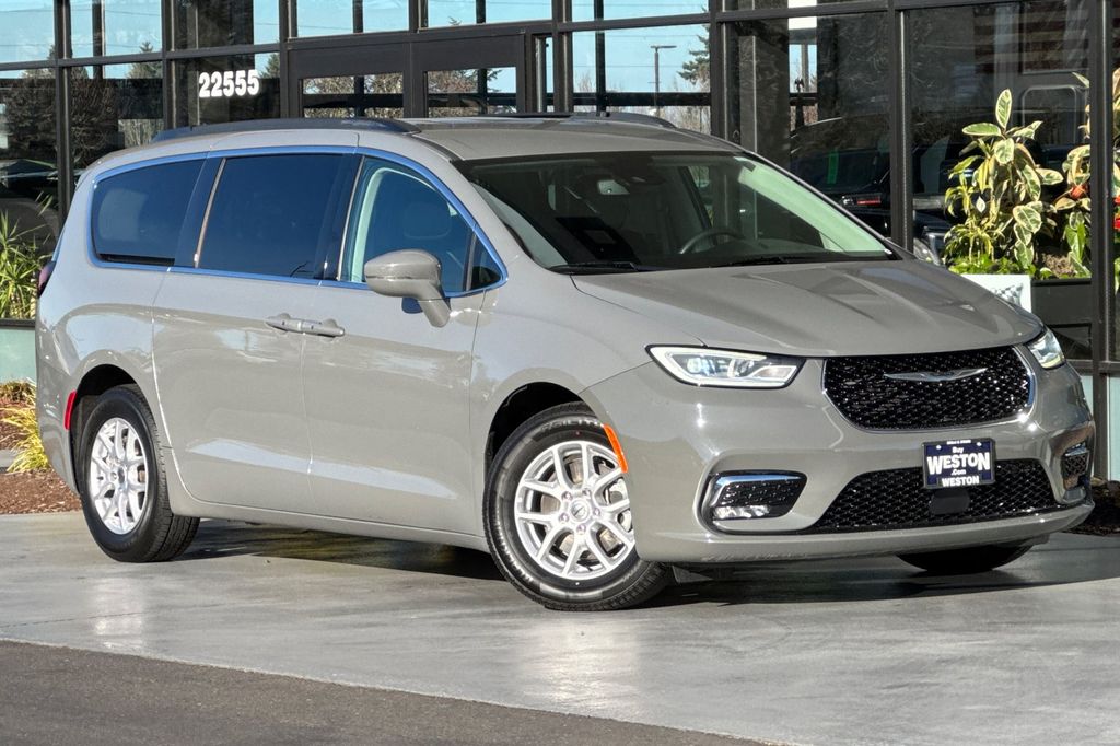 used 2022 Chrysler Pacifica car, priced at $21,918