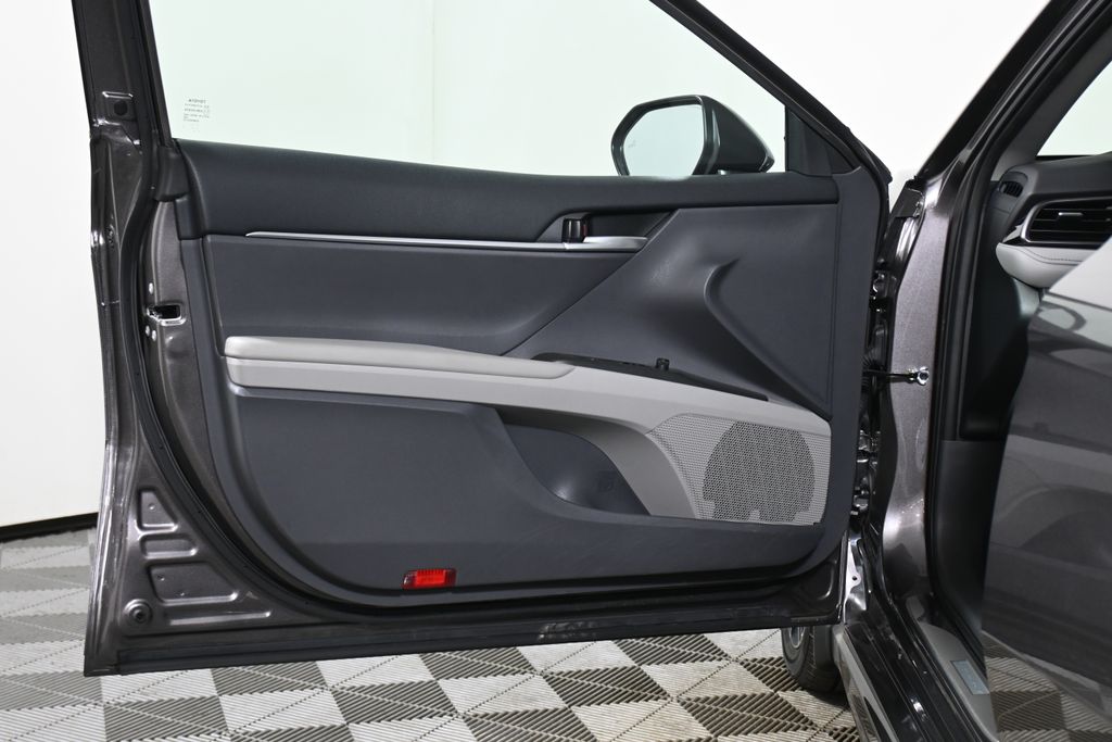 Thumbnail: 2024 Toyota Camry - 27