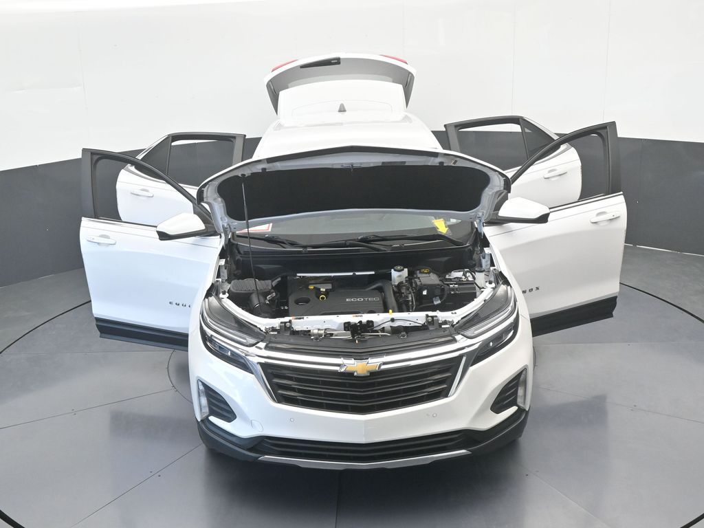 Used 2022 Iridescent Pearl Tricoat Chevrolet LT image 73