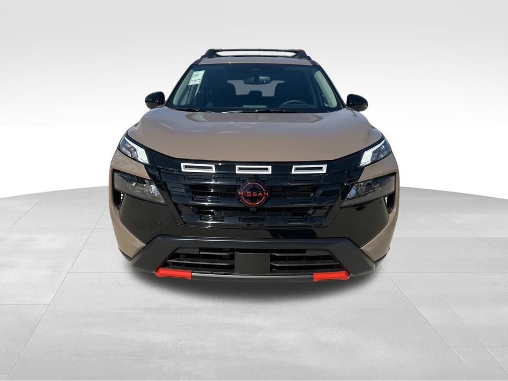 2025 Nissan Rogue Rock Creek 2