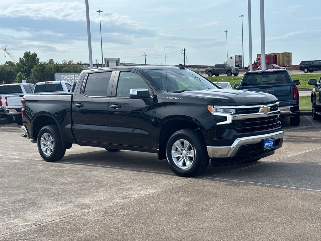 2025 Chevrolet Silverado 1500 LT - 5