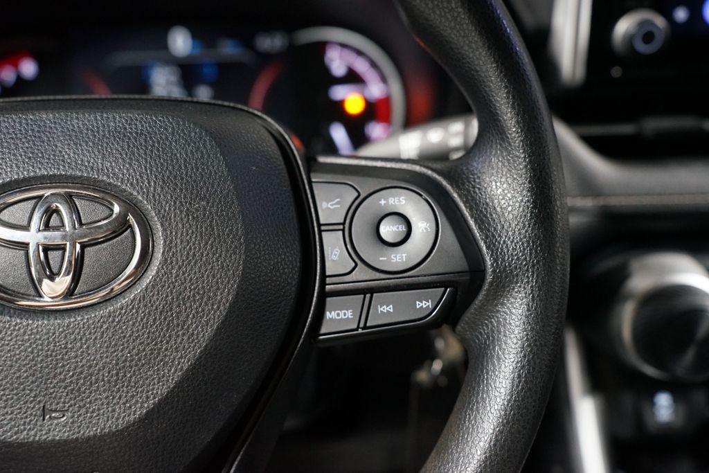 Thumbnail: 2024 Toyota RAV4 - 13