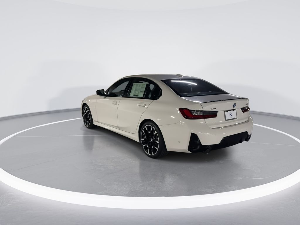 Thumbnail: 2025 BMW 3 Series - 6