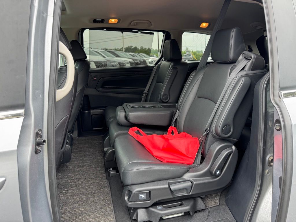 Used 2025 Honda Odyssey Van