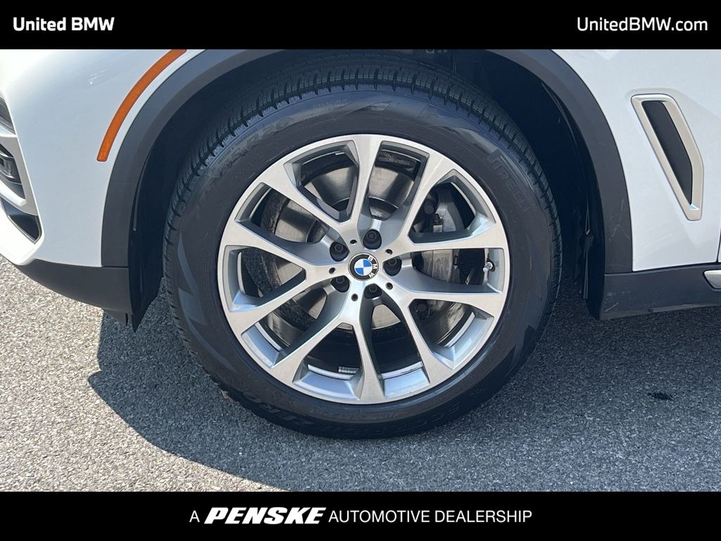 Thumbnail: 2023 BMW X5 - 7