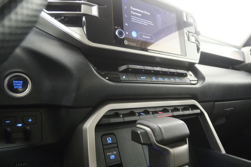 Thumbnail: 2024 Toyota Tundra - 22