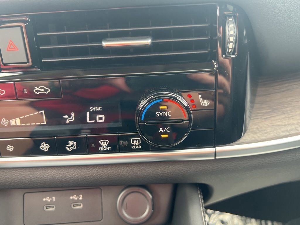 2025 Super Black Nissan Rogue Platinum FWD SUV