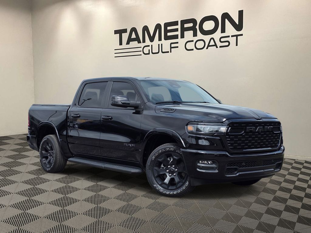 Diamond Black Crystal Pearlcoat 2025 RAM 1500 Big Horn Crew Cab 4WD Pickup Truck Four-Wheel Drive 8-Speed Automatic