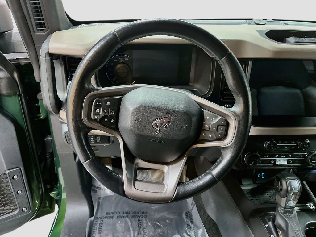 Used 2024 Green Metallic Ford Wildtrak image 11