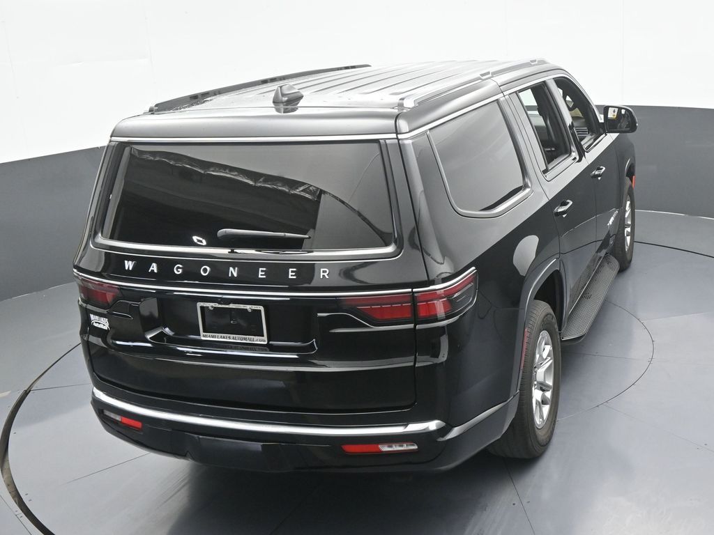 Used 2024 Diamond Black Crystal Pearlcoat Jeep Base image 54