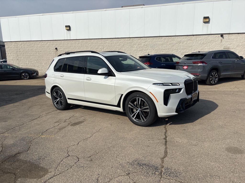 2023 BMW X7 xDrive40i AWD