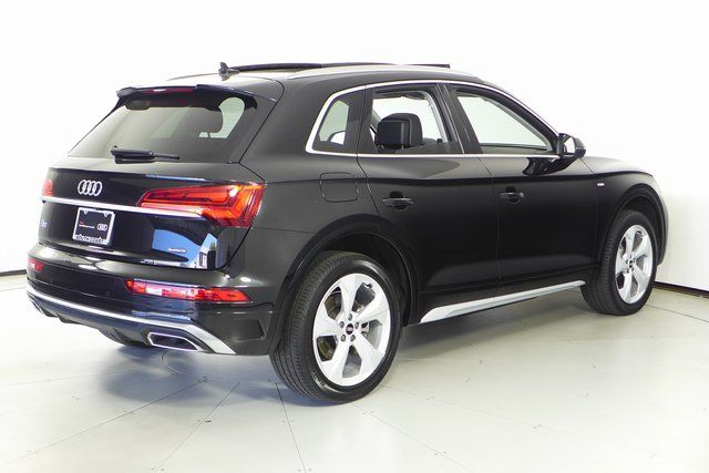 2023 Audi Q5 45 S line Premium Plus 7