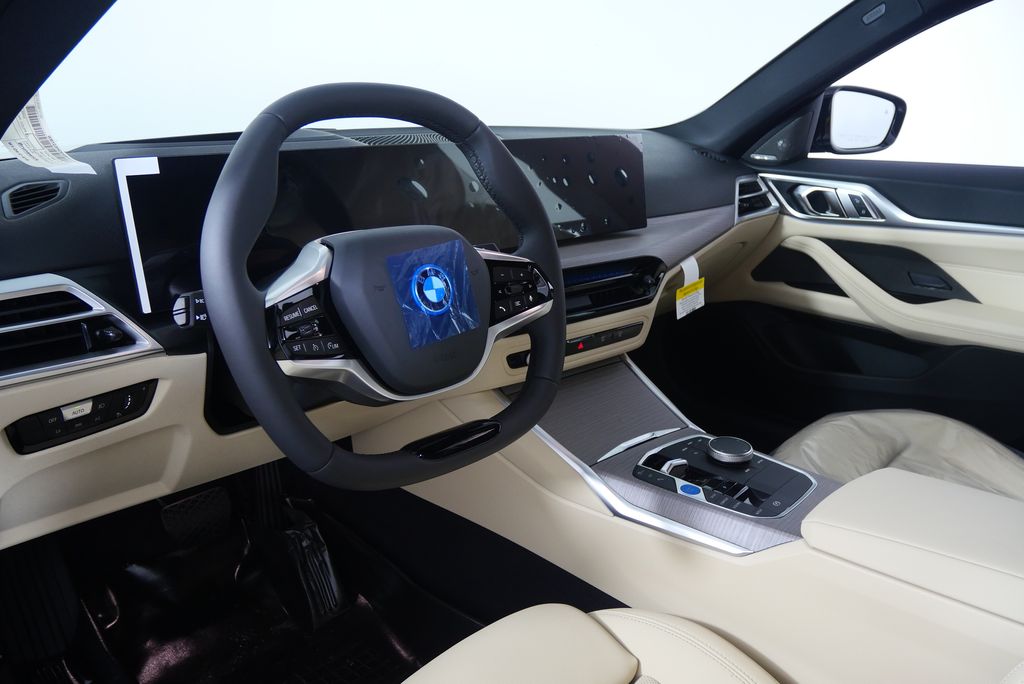 2025 BMW i4 eDrive40 13