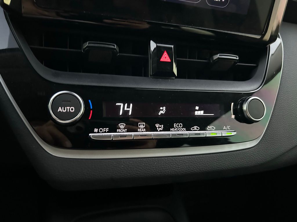 Thumbnail: 2023 Toyota Corolla - 25