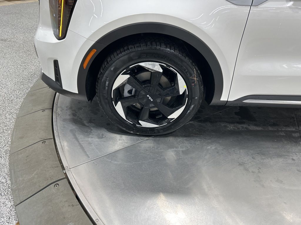 new 2026 Kia Sorento Hybrid car, priced at $43,415