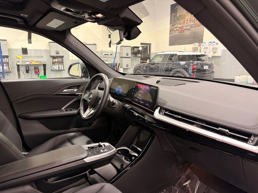 Thumbnail: 2025 BMW X1 - 28