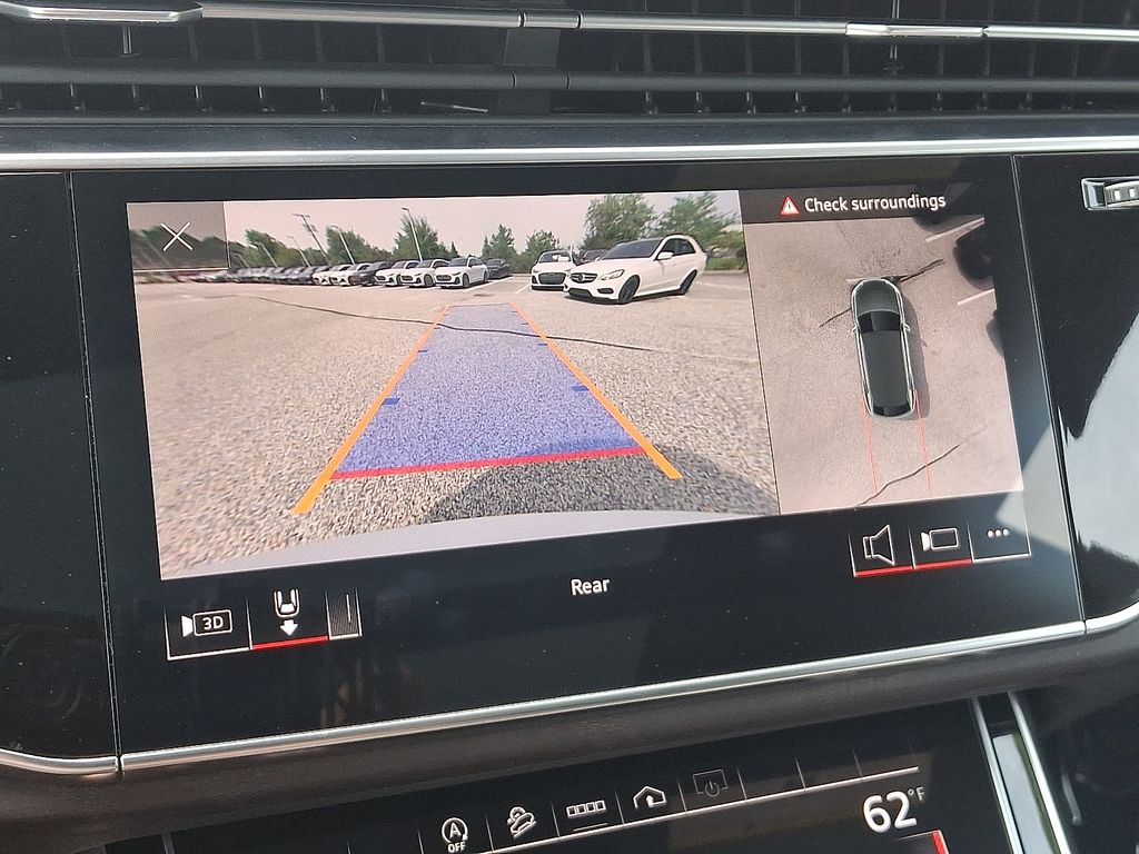 Thumbnail: 2021 Audi Q8 - 19