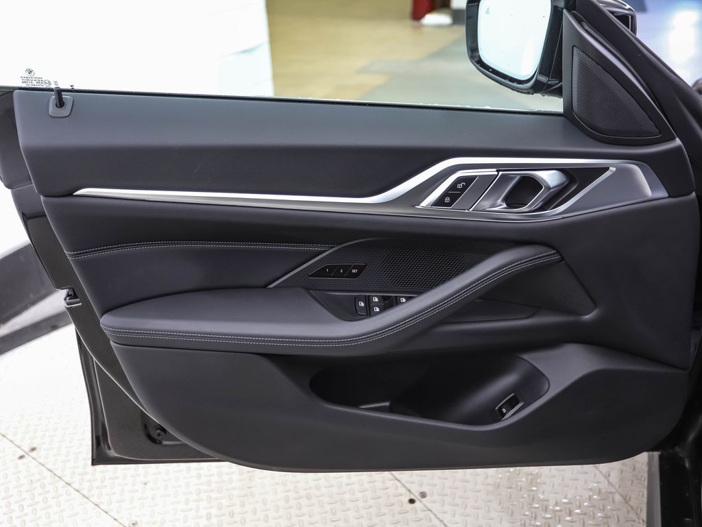 Thumbnail: 2024 BMW 4 Series - 9