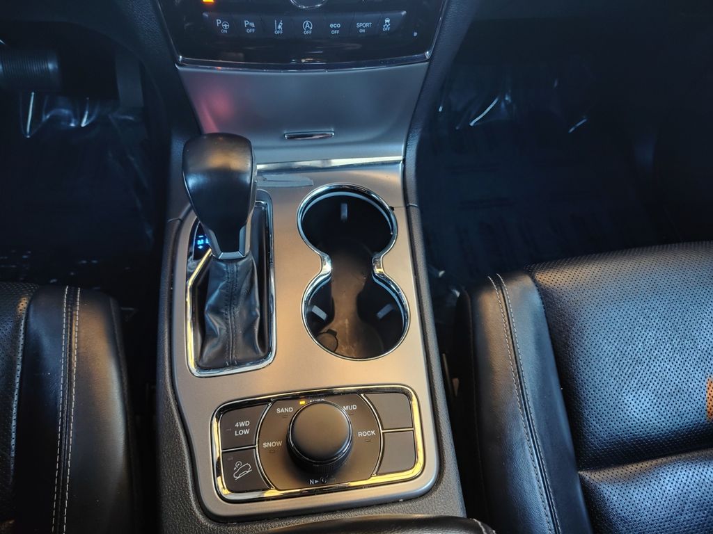 Used Car 2021 Jeep Grand Cherokee  80th Anniversary Edition For Sale Under $25,000 In Austin, Texas