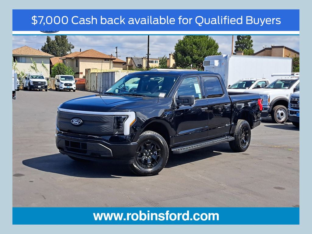 2025 Ford F-150 Lightning XLT SuperCrew AWD