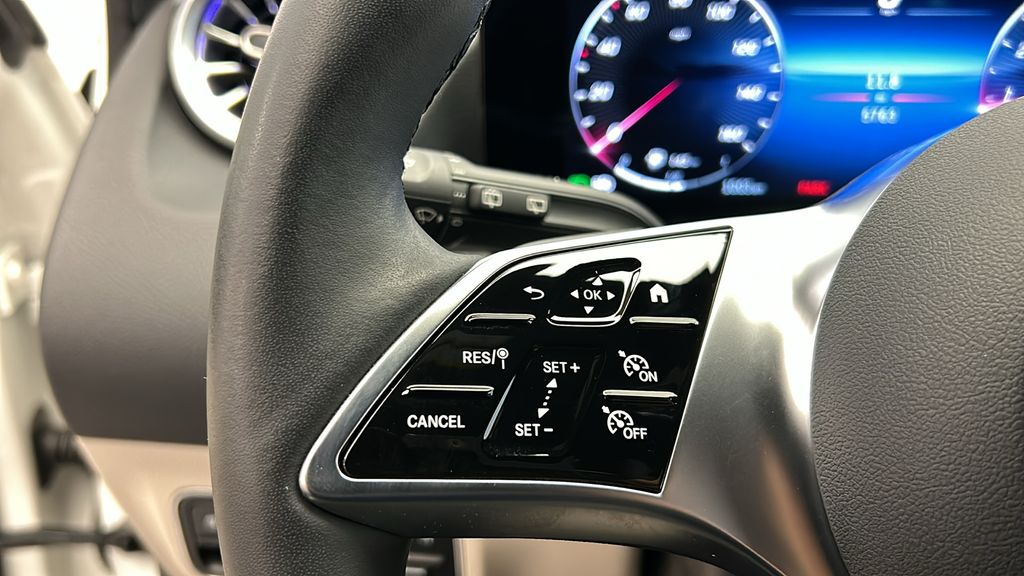 2025 Mercedes-Benz GLA 250 4MATIC 14