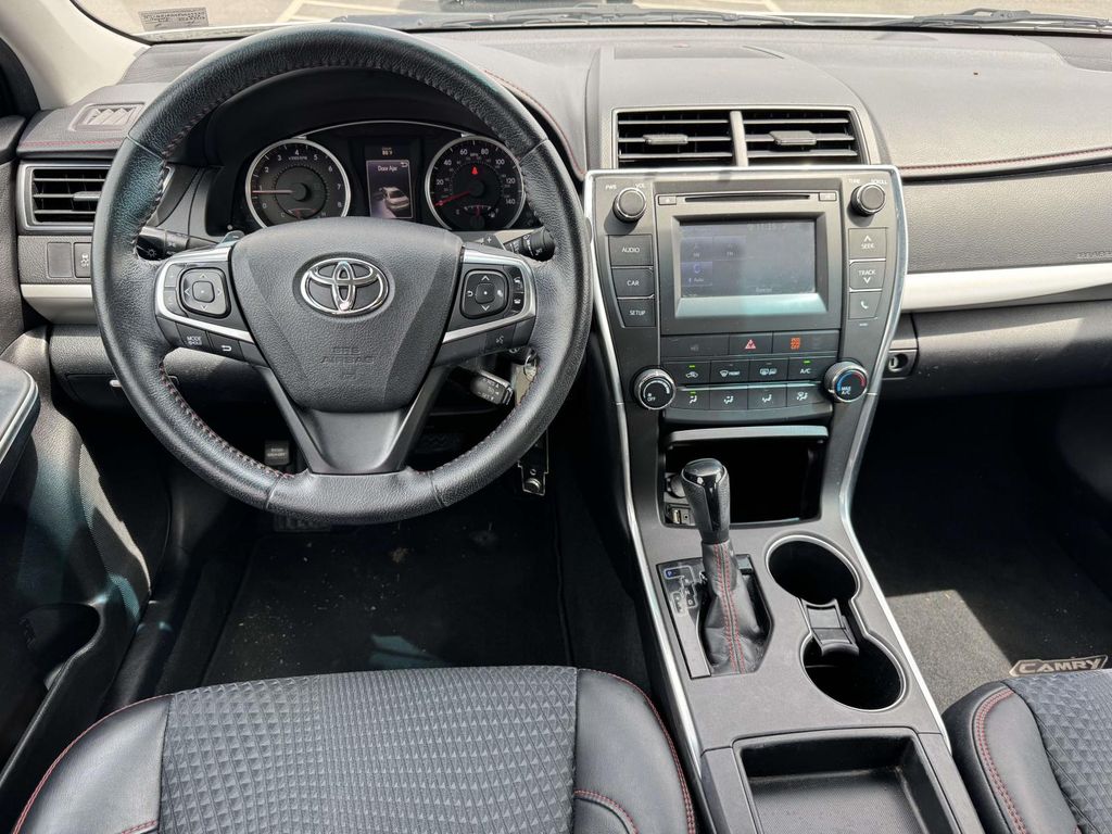 Used 2015 White Toyota SE image 16